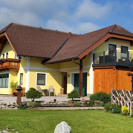 Ferienwohnungen Wind Sankt Margarethen im Lungau Esterno foto